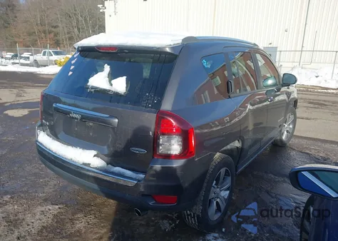 2017 Jeep Compass High Altitude 4X4 из США, поврежденный, VIN 1C4NJDEB2HD168392